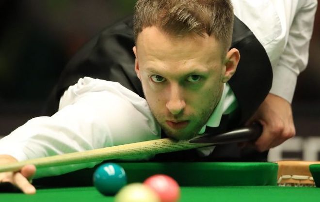 他不仅在前 他不仅在前