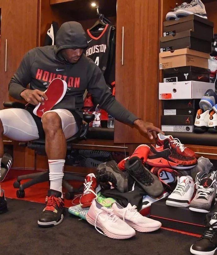 类话题中 类话题中